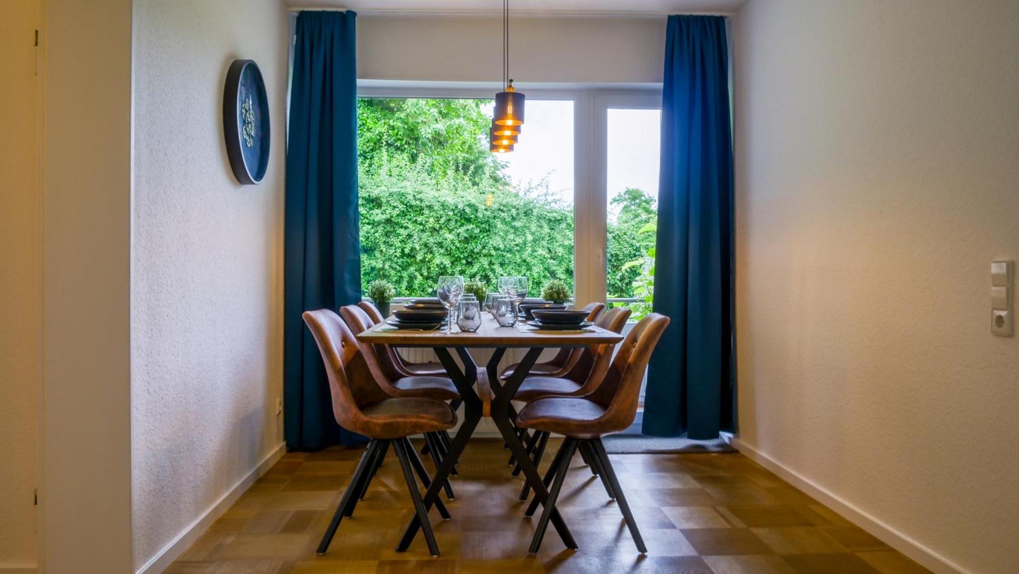 Gross, Modern, Zentrumsnah Mit Parkplatz Und Garten Ulm Exteriér fotografie